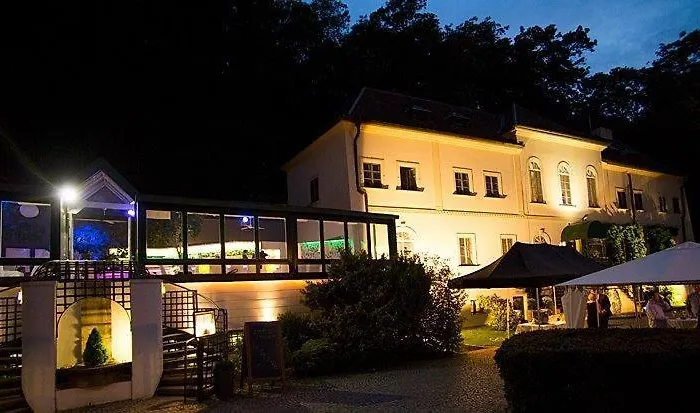 Nebozizek A Restaurant Διαμέρισμα Πράγα