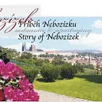 Lägenhet Nebozizek A Restaurant Prag