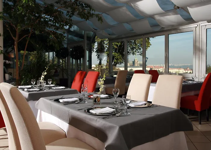 شقة Nebozizek A Restaurant براغ