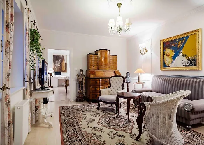 Nebozizek A Restaurant شقة براغ